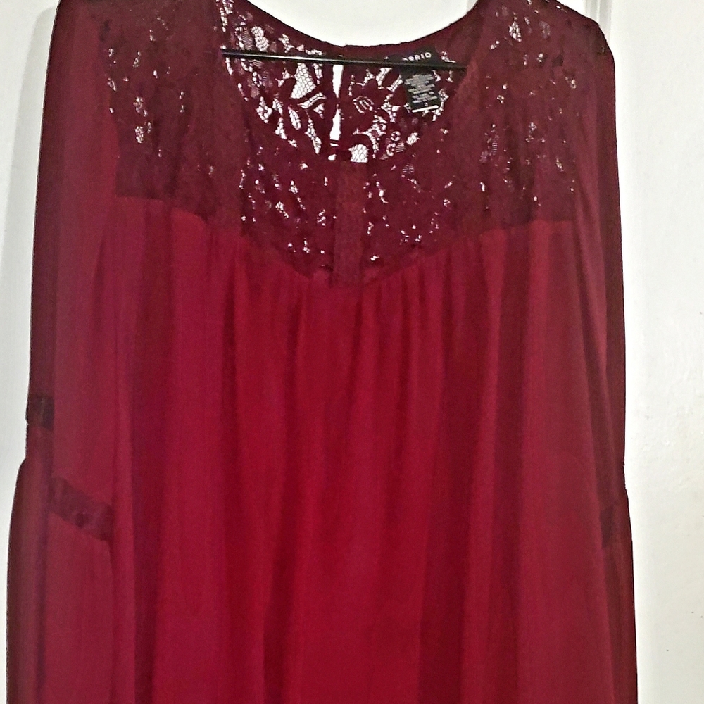 Beautiful torrid top